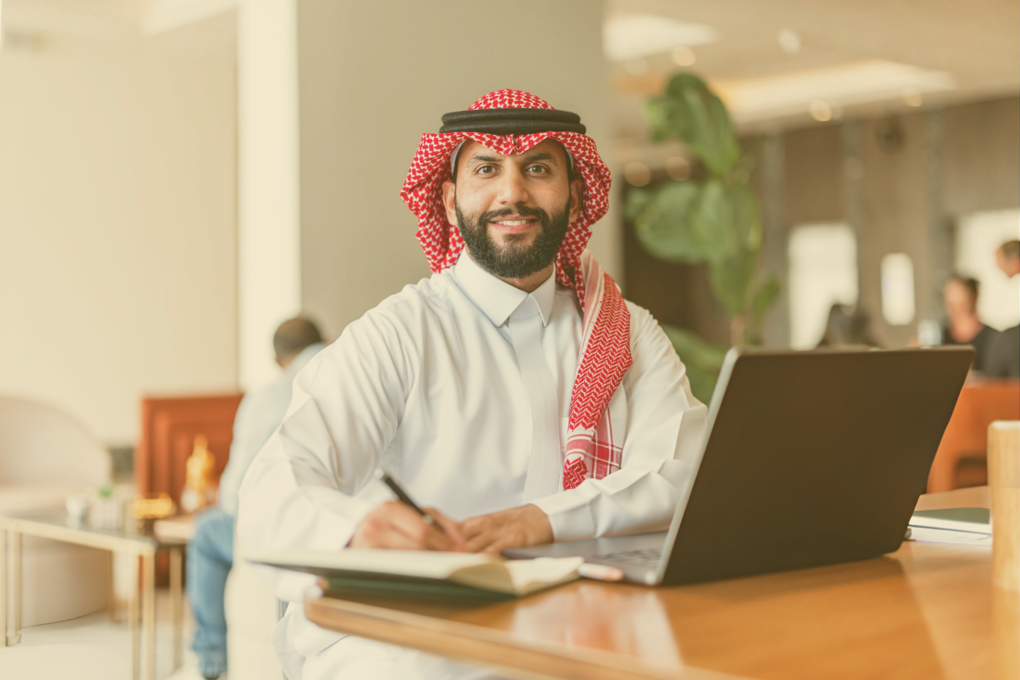 تطوير الأعمال والامتياز التجاري في السعودية